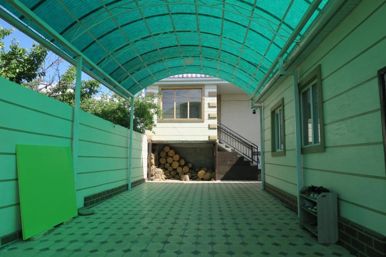 Geshouseaselbarskoon Hotel Exterior photo